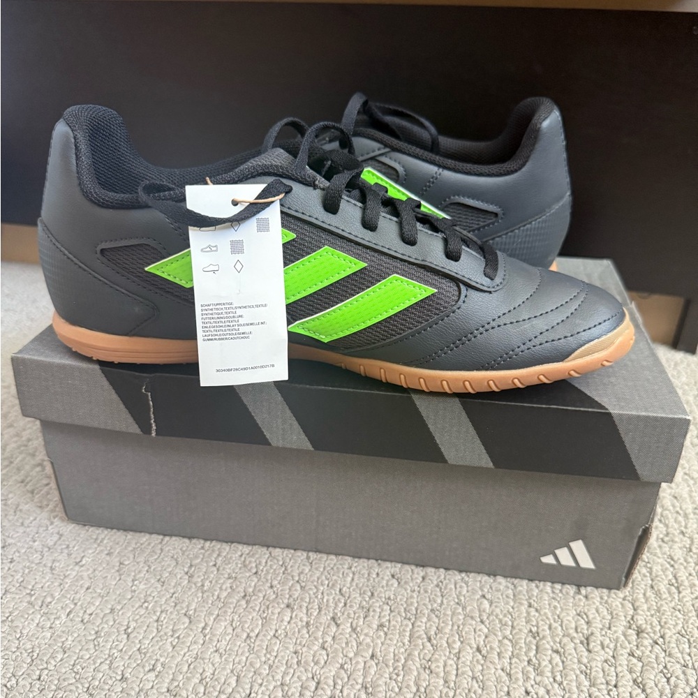Adidas men’s super Sala 2 indoor soccer cleats NWT 8.5